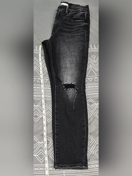 Good American Good Waist Black Cropped Distressed Skinny Jeans Size 4/27 - Picture 3 of 7